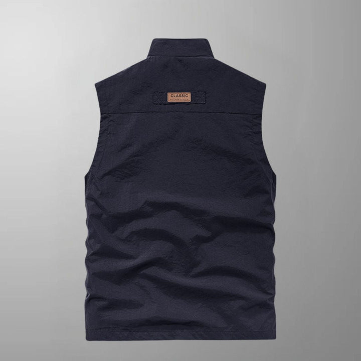 James - Multi-Pocket Breathable Outdoor Cargo Gilet