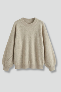 Women's Oversized Knit Sweater with Round-Neck and Ribbed Trim